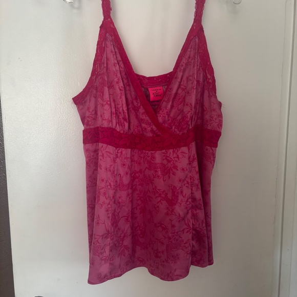 Like New Torrid X Betsey Johnson Pink Lace Cami Sz 2X - Picture 4 of 6